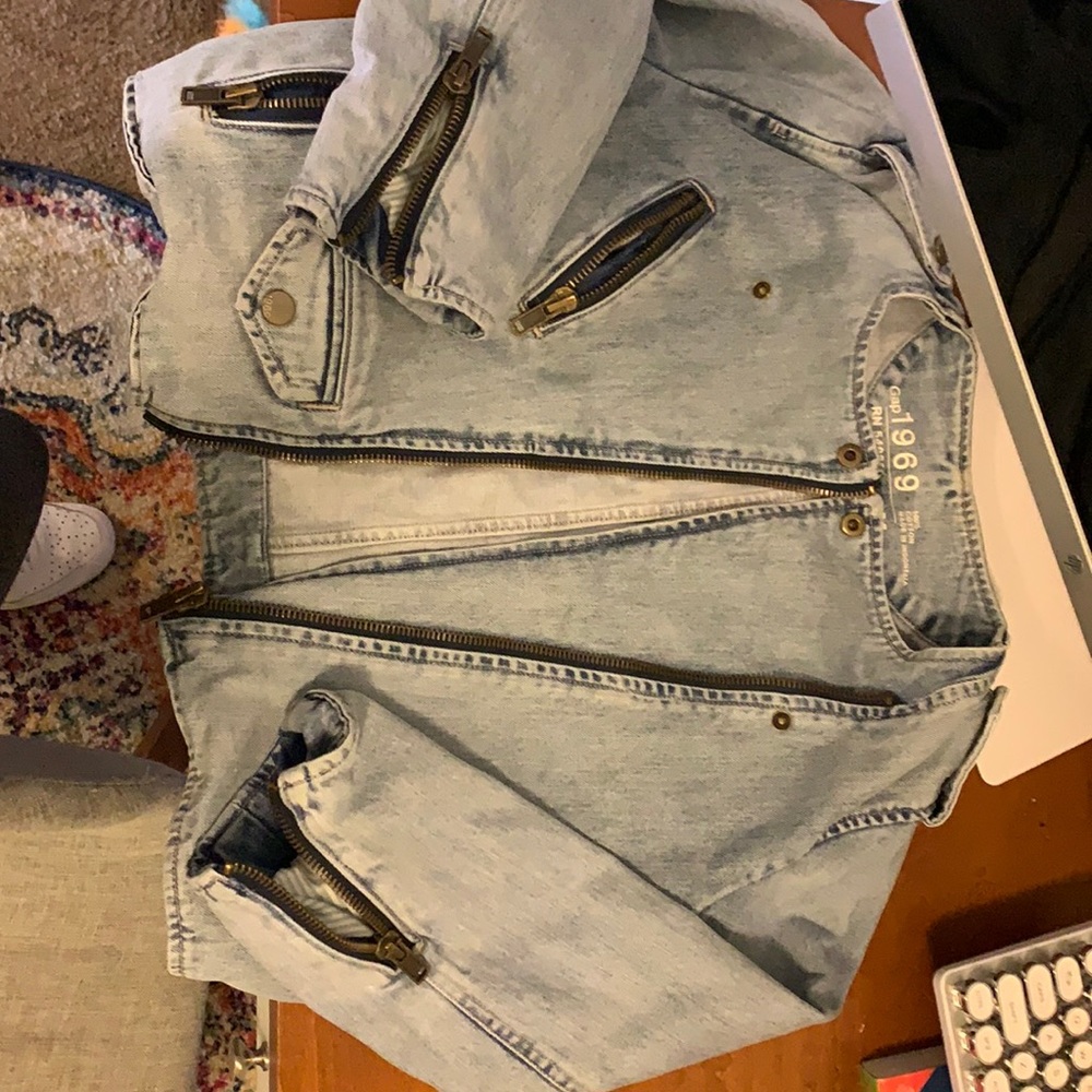 gap jean jacket